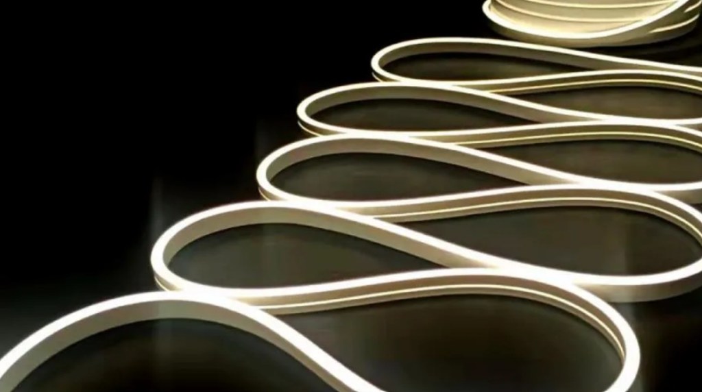 Se pot folosi benzile LED în exterior? Ce trebuie să știi despre IP și rezistență la apă?