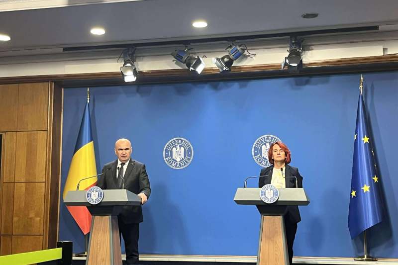 VIDEO Cum răspunde Guvernul la atacurile venite din PSD către premierul Bolojan, care a fost acuzat de „scamatorii cu deficitul”