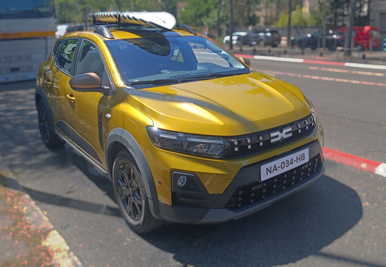 EXCLUSIV Dacia poate anunța un motor full-hibrid complet nou, pe Sandero