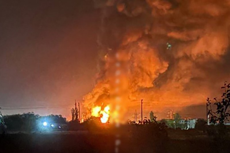 Atac „masiv” cu drone ucrainene în sudul Rusiei. Incendiu la o gară din regiunea Volgograd