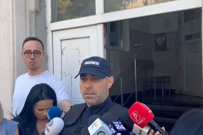 VIDEO Cum s-a produs incidentul din tramvaiul 32 când trei tinere au fost agresate de un bărbat