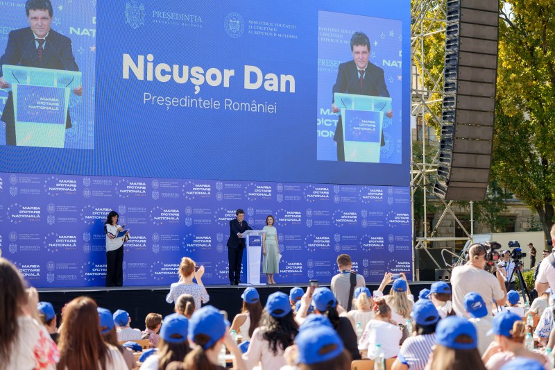 Nicușor Dan a fost întrebat, direct, la Chișinău, despre numirile la șefia SRI și SIE, după ce au fost vehiculate numele Gabriel Zbârcea și Marius Lazurcă