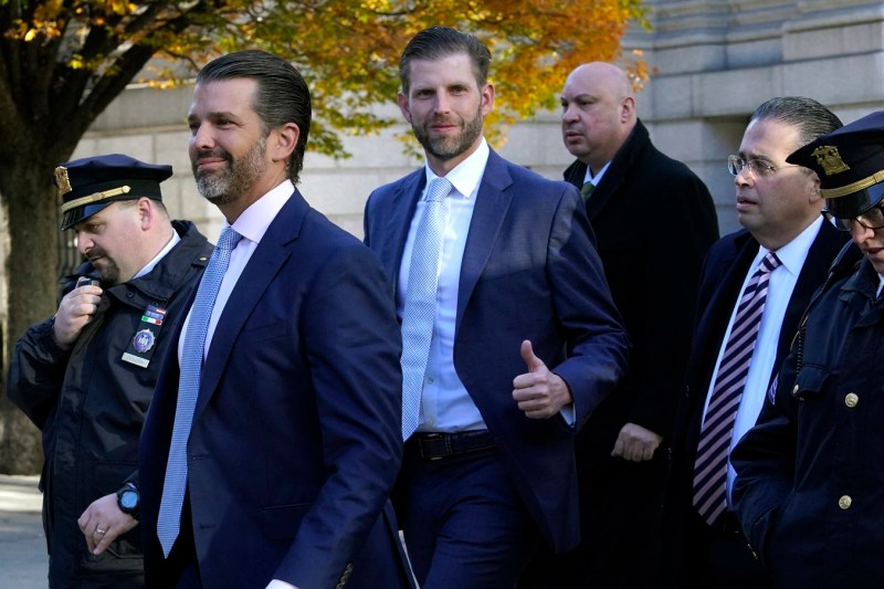 Amenda de 500 milioane de dolari primită de Trump şi Trump Organization într-un proces de fraudă financiară a fost anulată de o curte de apel. Eric Trump: „Este cea mai mare victorie din lume”