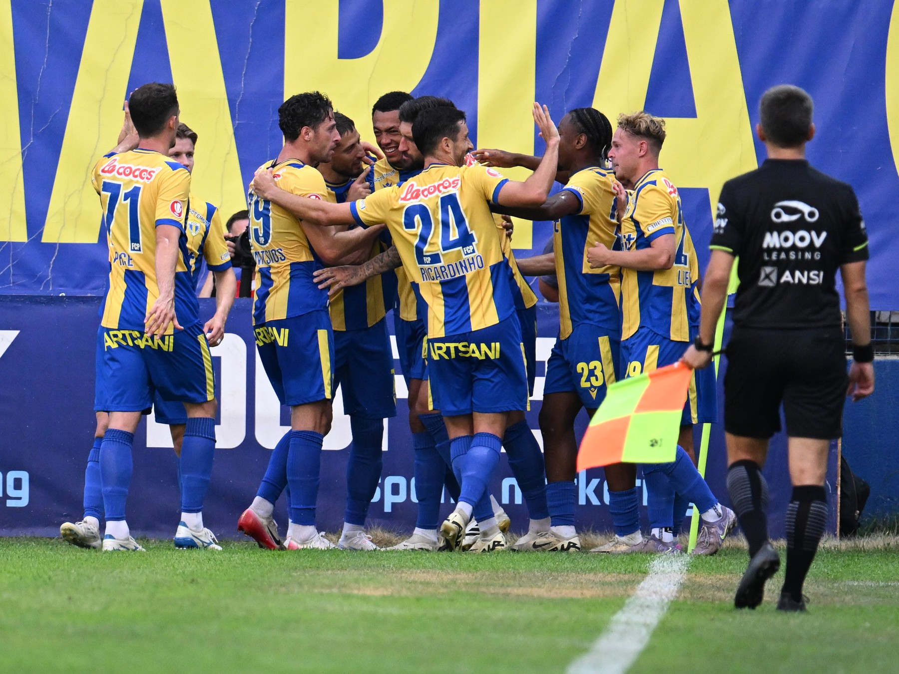Petrolul Ploiești învinge Metaloglobus, scor 4-1