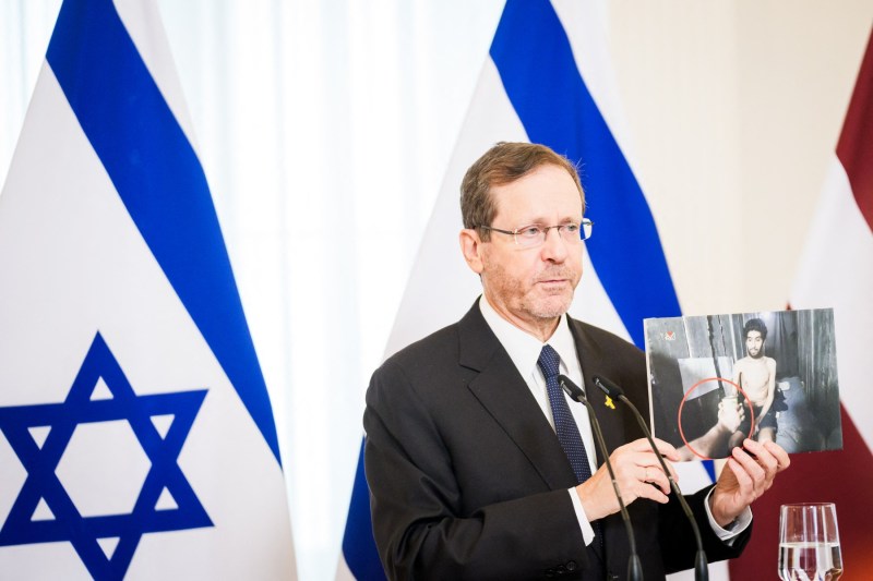 VIDEO Proteste în Israel: Peste 30 de manifestanți arestați, tunuri cu apă desfășurate lângă Ierusalim. Intervenția președintelui