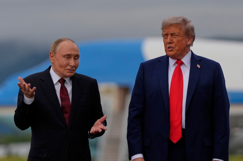 „Donald Trump are suficientă forţă pentru a-l face pe Putin să se teamă de el”