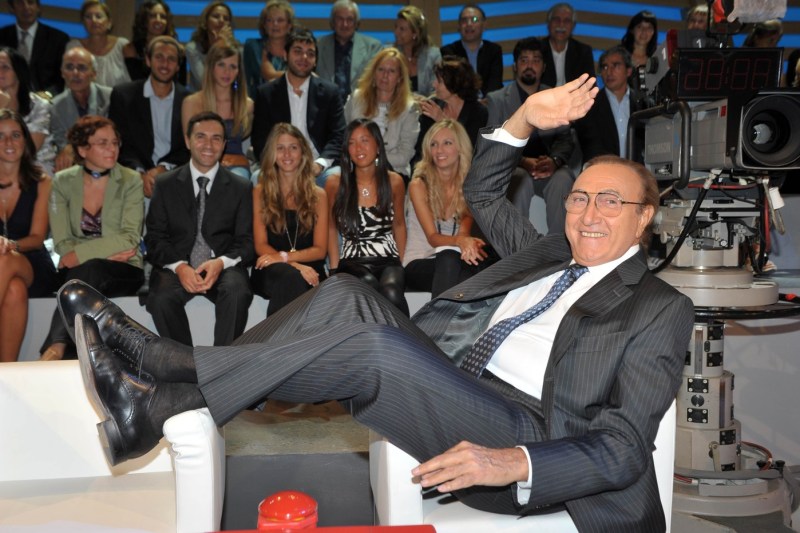 Grande Pippo. Una dintre cele mai mari vedete de televiziune din Italia, cunoscută și în România, a murit la 89 de ani