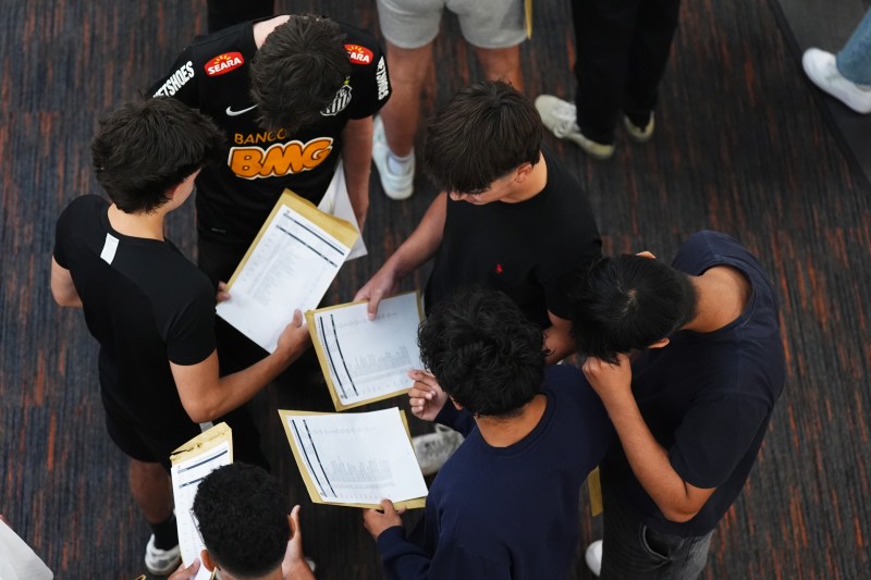 Galezii sunt supărați, pentru că „nivelul școlilor noastre va scădea sub cel din România până în 2040”