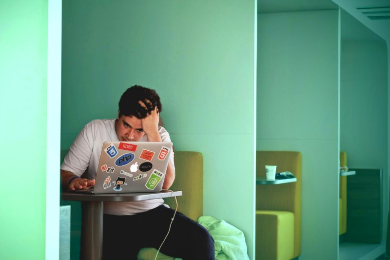 Toate lucrurile mici care te consumă când ai un mini business