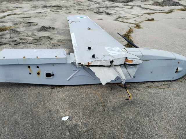 Dronă misterioasă găsită pe plaja din Burgas - Investigații în curs