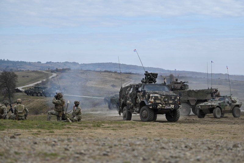 Exercițiu militar în România, cu „o dislocare de forțe semnificativă” / Ce spune ministrul Apărării despre provocările din partea Rusiei