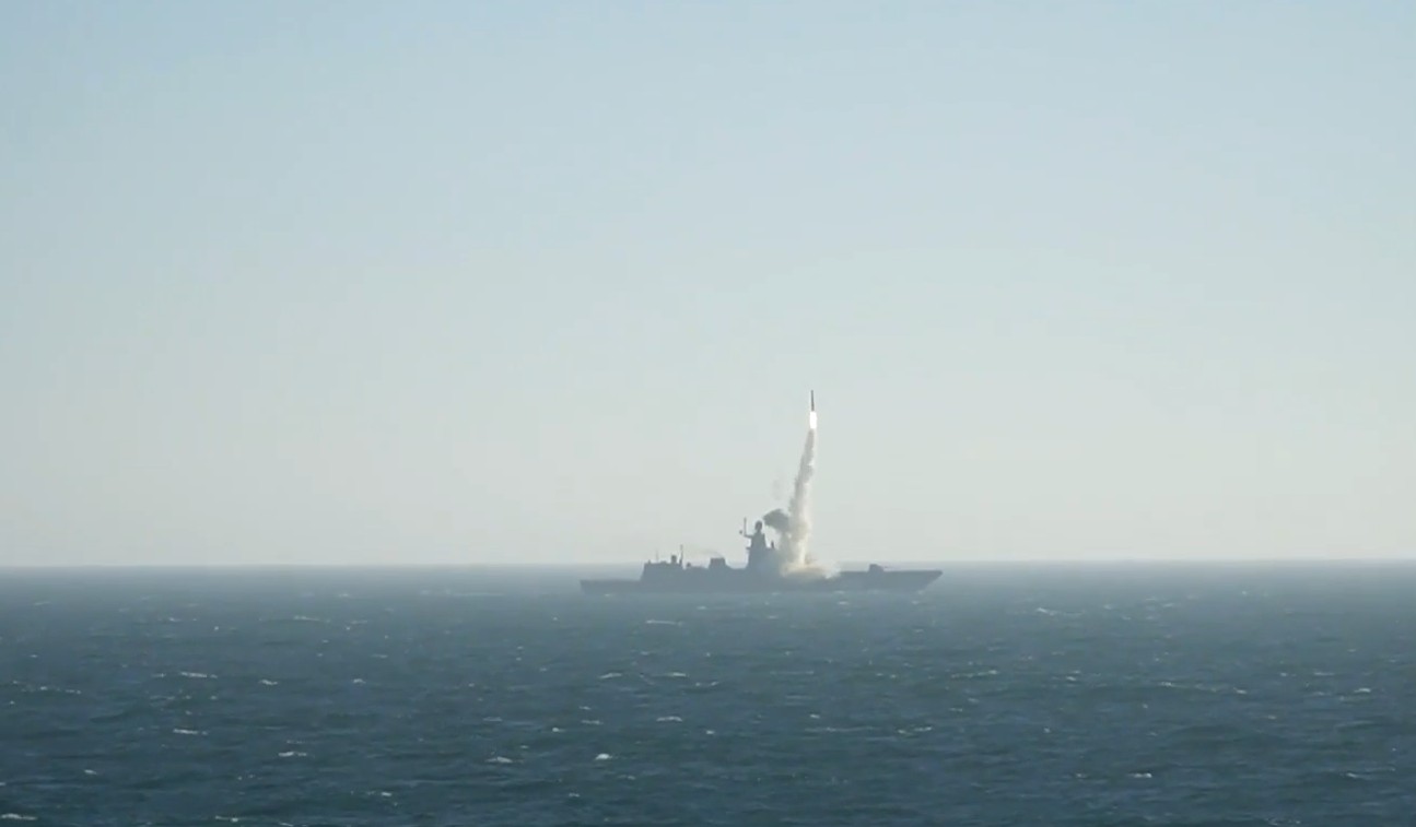 Rusia a testat racheta hipersonică Zircon în Marea Barents