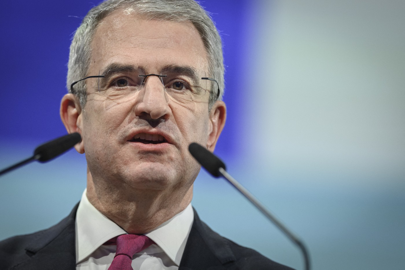 Nestle concediază CEO-ul Laurent Freixe pentru încălcarea codului