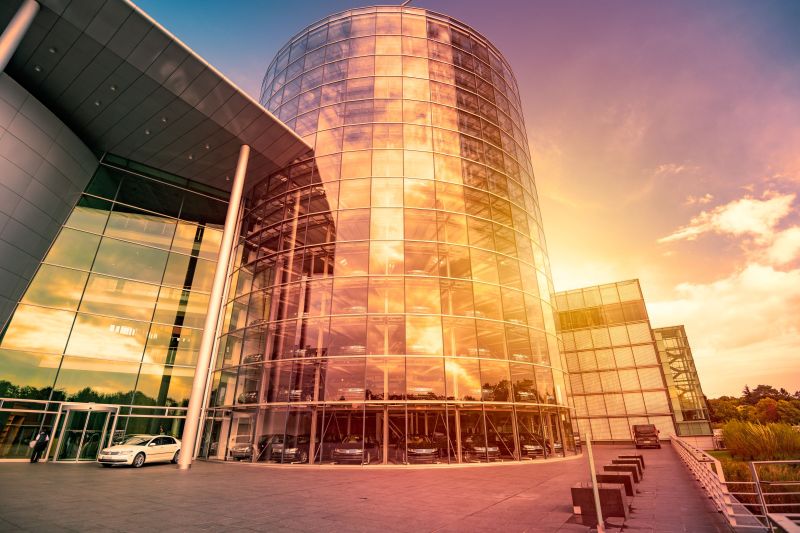 Cel mai mare producător auto european anunță investiții de un miliard de euro în AI: Vrem să micșorăm cu 25% timpii de dezvoltare pentru mașinile noi