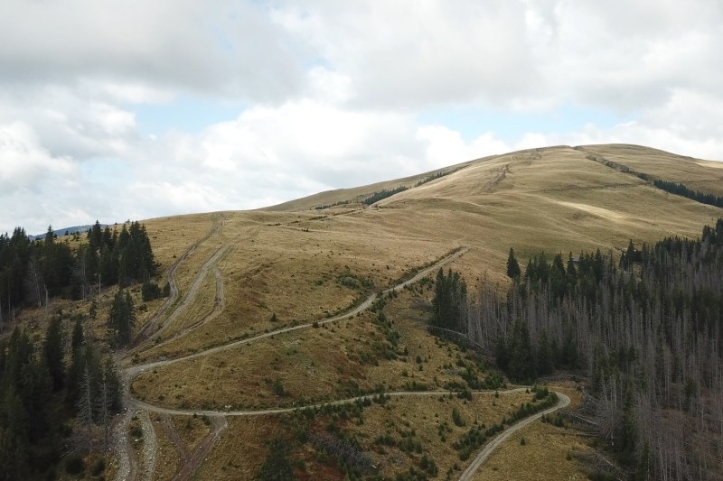 Traseu off-road în Iezer-Păpușa. Foto: Adi Iacob/HotNews