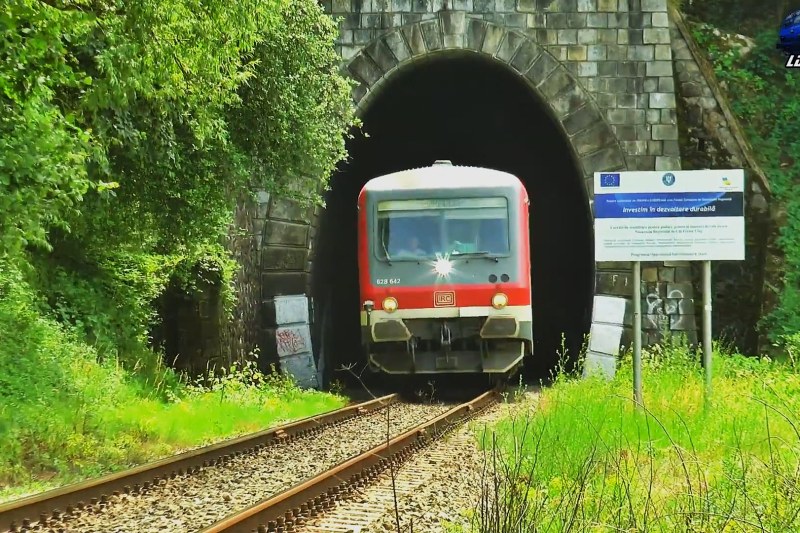 Blocaj pe șantierul feroviar dintre Cluj și Oradea. Când ar putea să reintre trenurile în circulație