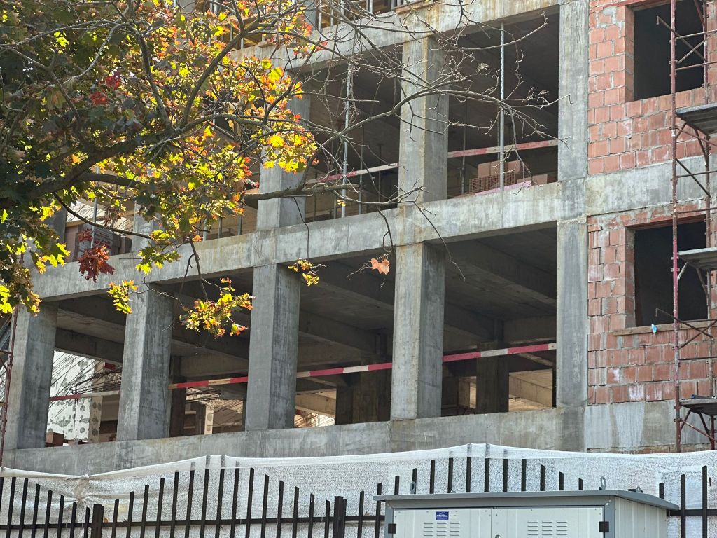 Lucrările de extindere a școlii.