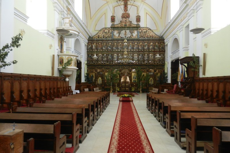 Preşedintele Nicuşor Dan participă luni la înmormântarea cardinalului Lucian Mureşan / Premierul Ilie Bolojan a mers sâmbătă la catafalc