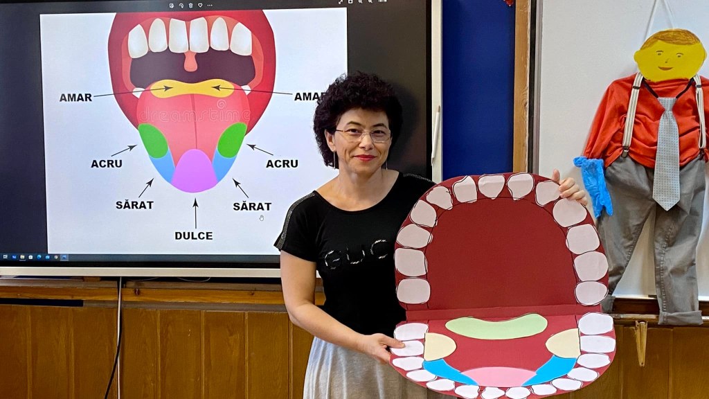 Din cauza măsurilor de austeritate, anul acesta școlar începe cu un gust amar pentru mulți profesori. FOTO: Arhiva personală