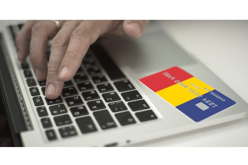 Clienții unei firme românești de comerț online s-au trezit cu bani lipsă de pe carduri. Amendă GDPR de 20.000 EUR pentru magazinul atacat cibernetic