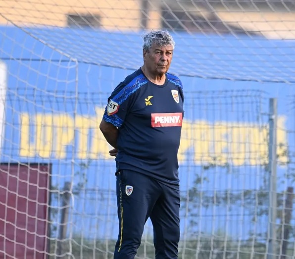 BREAKING Lui Mircea Lucescu i s-a făcut rău în cantonamentul naționalei. Selecționerul a fost dus la spital în stare stabilă