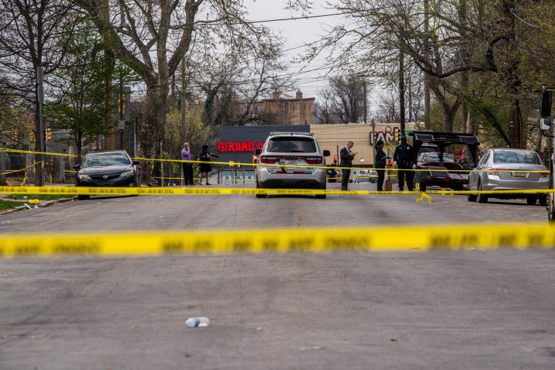 Un nou atac armat în SUA, soldat cu 4 morți și peste 20 de răniți / Cel puțin 300 de astfel de incidente numai anul acesta