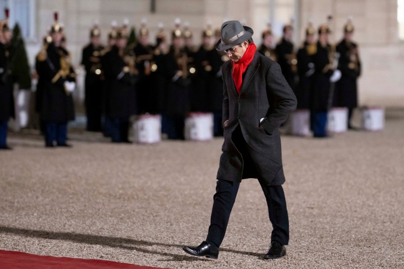 Șeful fondului suveran al Franței avertizează că Europa este „colonizată” din două direcții și ironizează investițiile în „turism, vin, imobiliare”