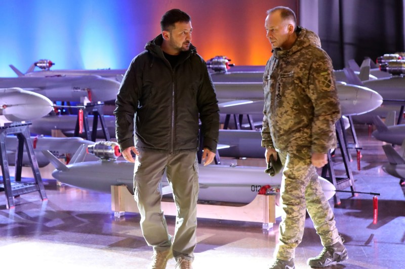 Anunțul lui Zelenski, după ce a văzut planul de pace propus de Trump, care impune condiții dureroase Ucrainei