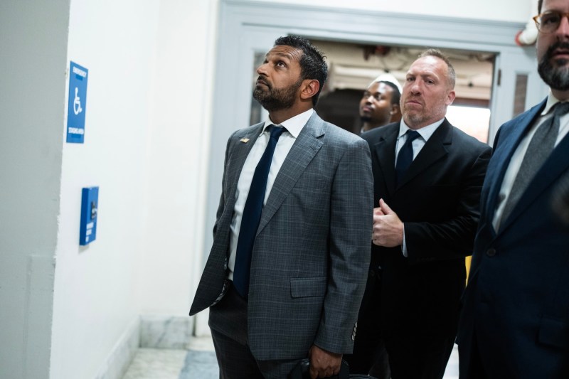 Directorul FBI a mers în Noua Zeelandă și a făcut cadouri pe care oficialii locali au fost nevoiți să le distrugă