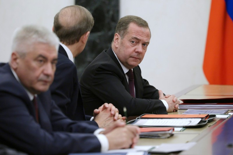 Dmitri Medvedev, avertisment privind riscul unui conflict global. „O poveste de groază”