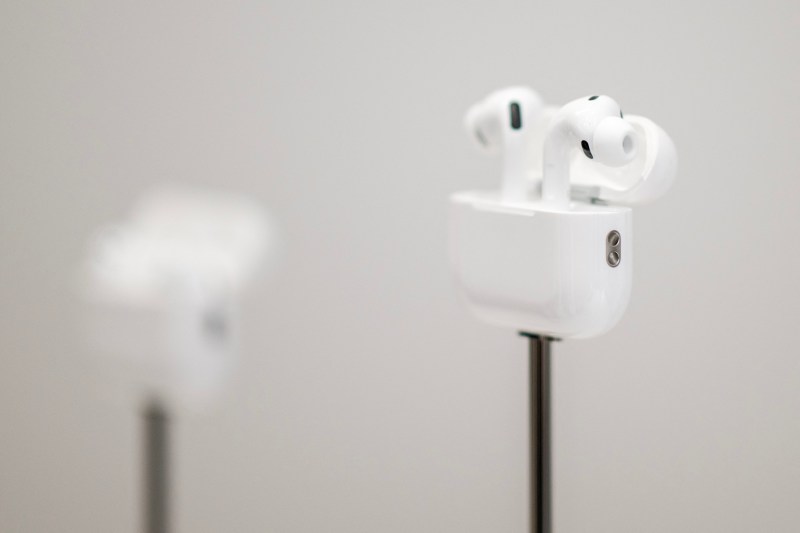 Cea mai interesantă funcţie a căştilor AirPods Pro 3 nu poate fi folosită în UE