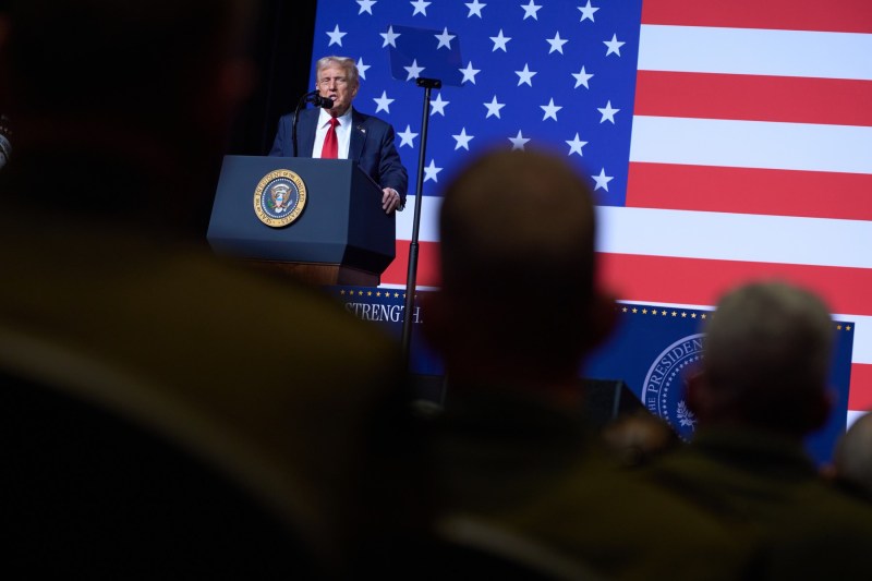 VIDEO În fața generalilor americani, Trump a povestit cum l-a ironizat pe Putin: „Știi, nu arăți bine. Ești un tigru de hârtie?”