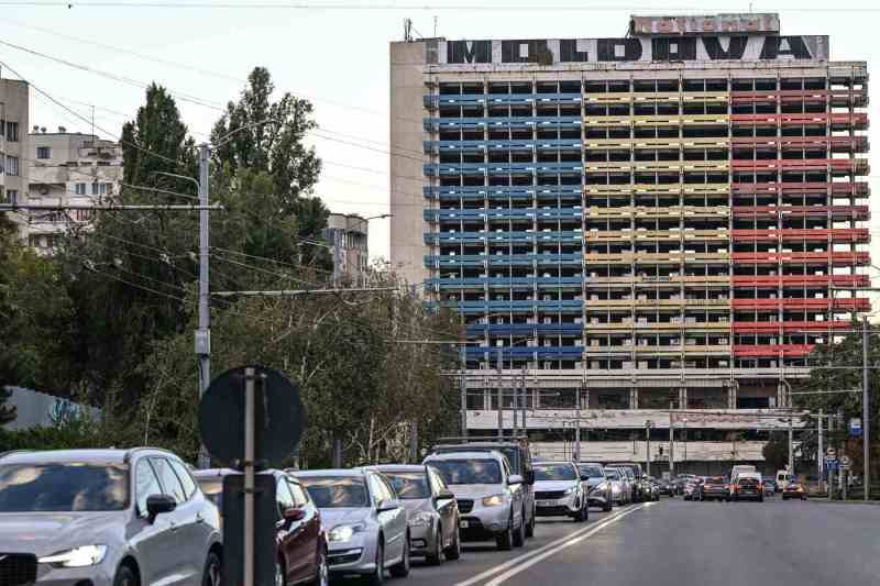 Putin și sărăcia îi despart pe moldoveni înaintea alegerilor de duminică. Analiza unei importante agenții de presă americane