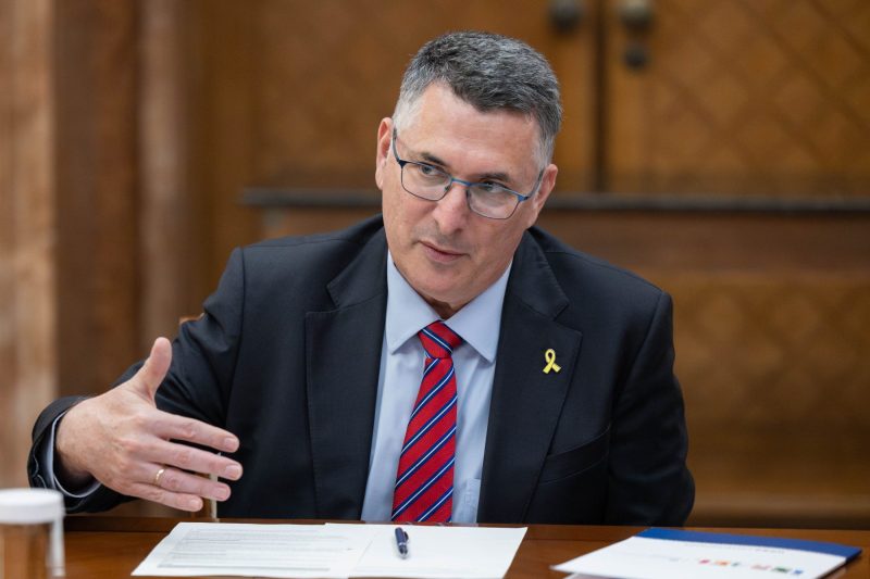 Ministrul israelian de Externe, primit la Palatul Victoria de Ilie Bolojan / Întâlnire și cu Oana Țoiu: „Trebuie să contribuim la o pace durabilă în care niciun copil să nu se teamă pentru viața sa”