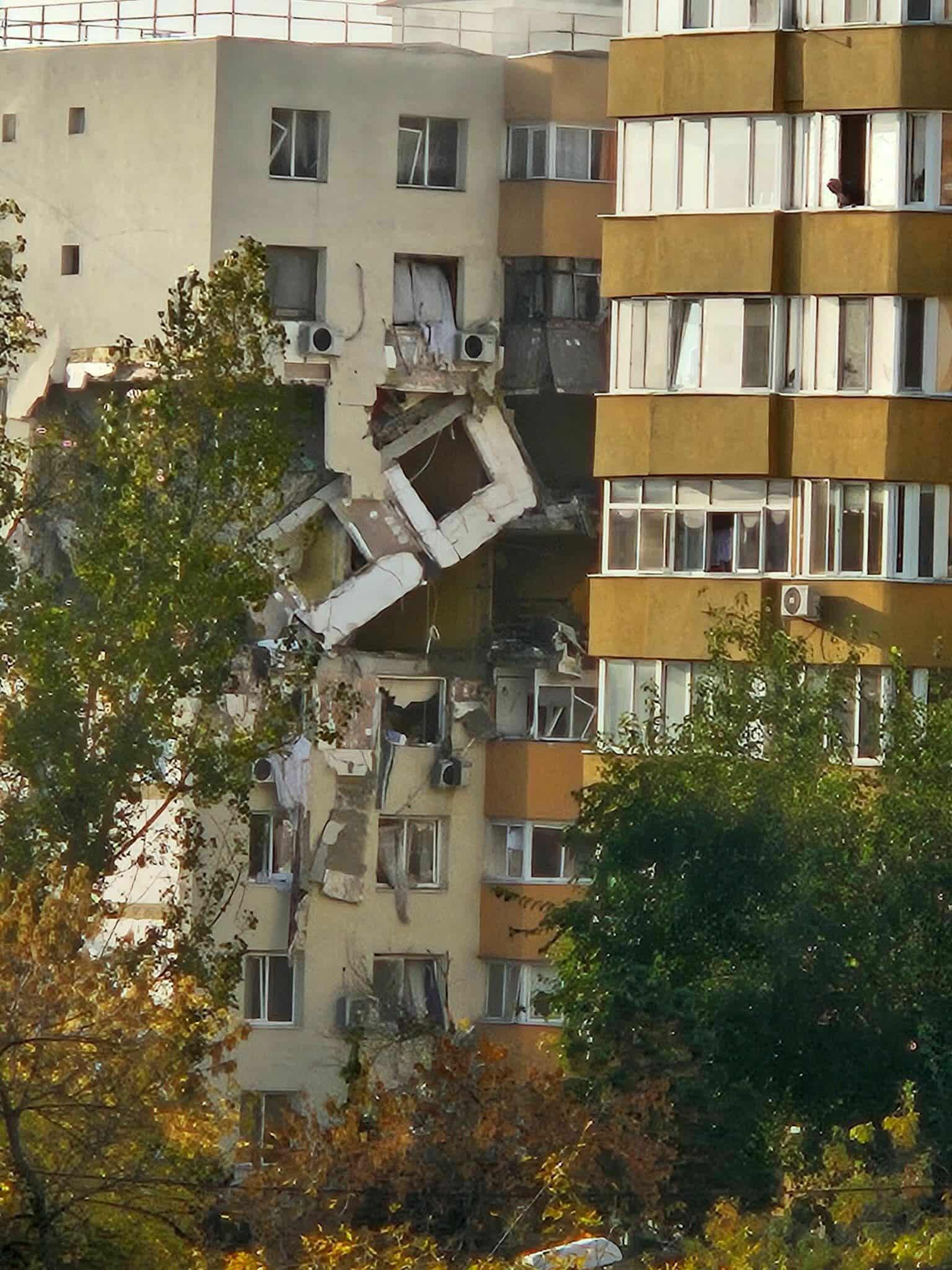 Explozie devastatoare în Rahova: Martorii descriu panică și miros de gaz