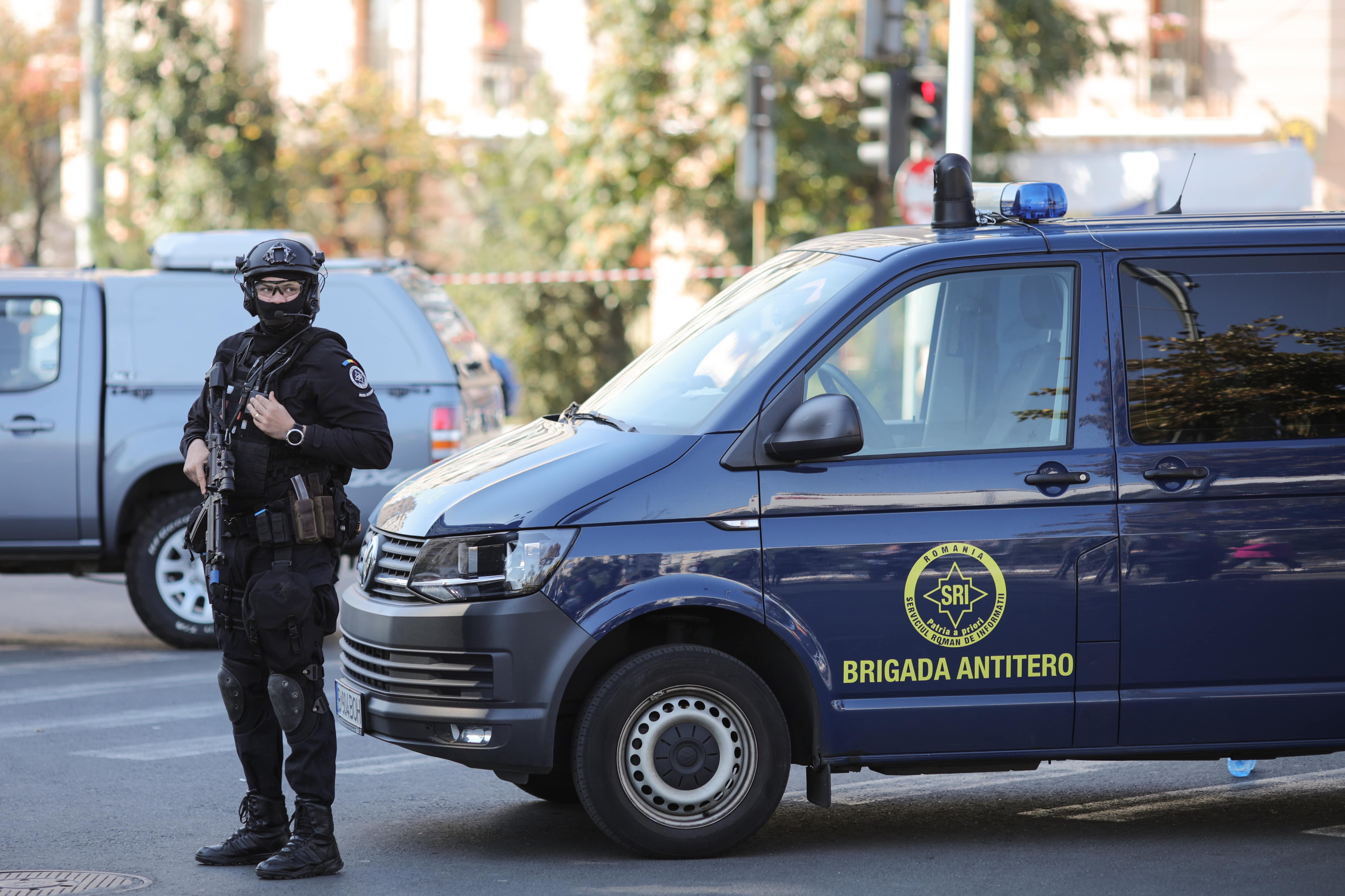 BREAKING „O operațiune de sabotaj a Rusiei”, dejucată de SRI. Colete cu dispozitive incendiare, depuse la sediul Nova Post din București