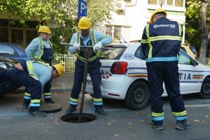 Explozie într-un bloc din cartierul Rahova. Inquam Photos / Tudor Pană