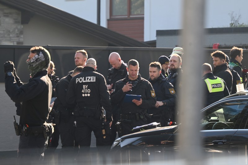 Explozie într-o clădire din Munchen, cel puțin un om a murit / Forțele speciale au intervenit pentru dezamorsarea mai multor dispozitive capcană / Celebrul Oktoberfest a fost suspendat