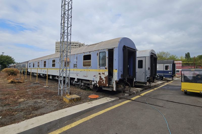 CFR Infrastructură vine cu explicații în scandalul anulării trenurilor. Compania de stat spune că are datorii de 200 milioane lei și că sunt probleme cu plata salariilor