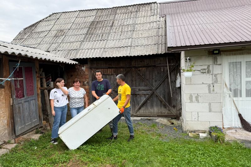 „HaiDEEE să reciclăm!” – Campania CNREE în Maramureș, un real succes: 25.000 de kg de DEEE colectate în doar o lună de zile