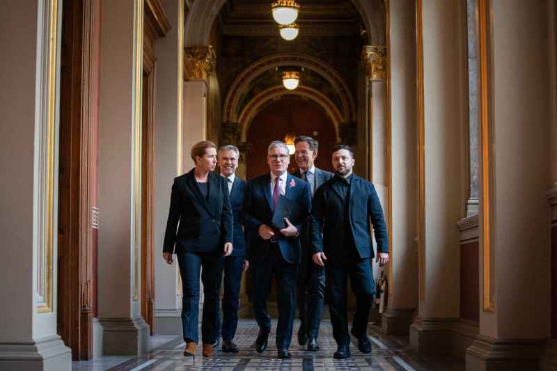 Summit „secret” al aliaților Ucrainei: telefoanele mobile nu vor fi permise în întâlnire. Ce se va discuta și unde va avea loc reuniunea