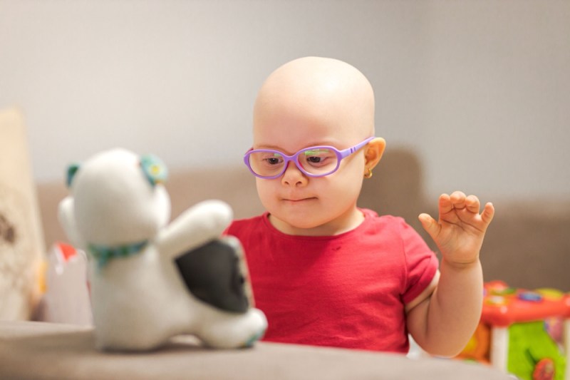 Cancerele copiilor pot fi depistate din timp prin testare genetică, înainte să apară semne de boală. Când se impune o astfel de investigație