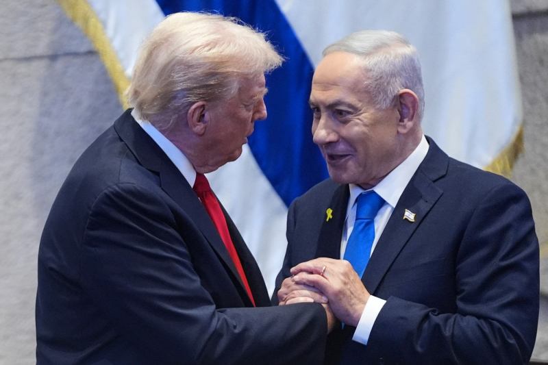 Intervenție neobișnuită a lui Trump. Liderul SUA îi cere oficial președintelui Israelului să-l grațieze pe Benjamin Netanyahu în procesele de corupție