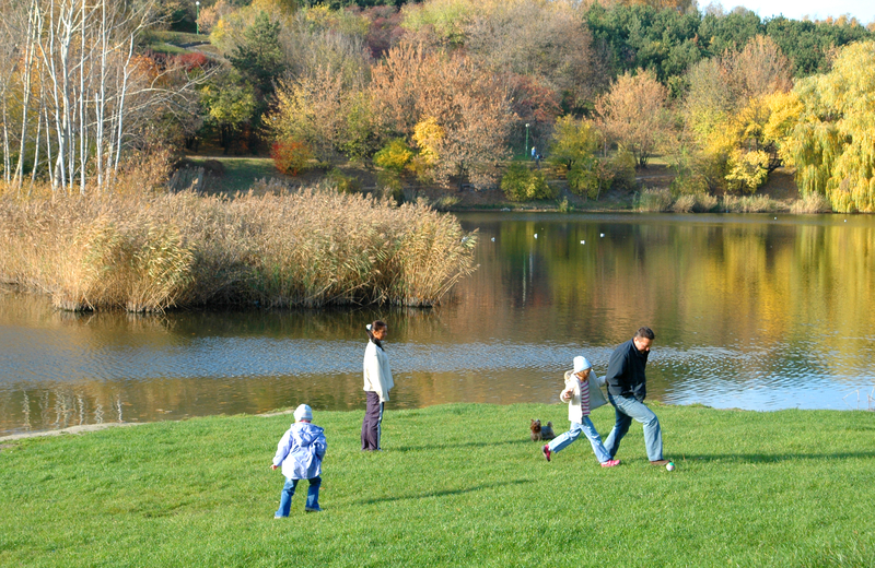Prognoza meteo pentru sfârșit de octombrie. Cum va fi vremea în vacanța copiilor