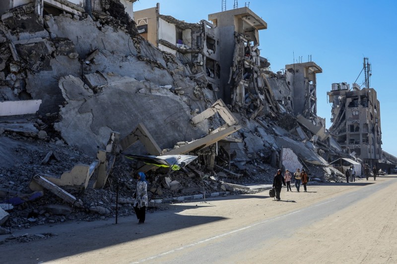 Armistițiul din Gaza a trecut de primul său test important / Israelul spune că înțelegerea e din nou în vigoare / Ajutoarele pentru Gaza, reluate după presiunile SUA