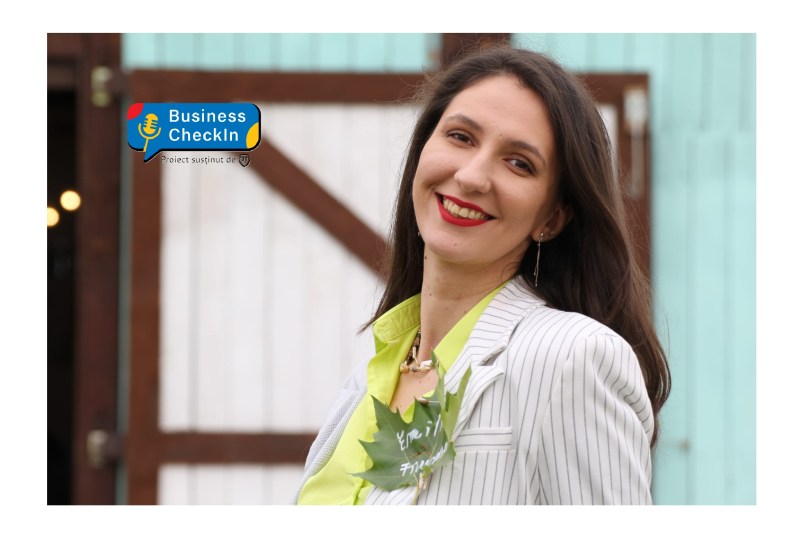 StartupCafe.ro: Business CheckIn. De la hobby la afacere: Emilia din București a avut o scânteie și a lansat Lumiar