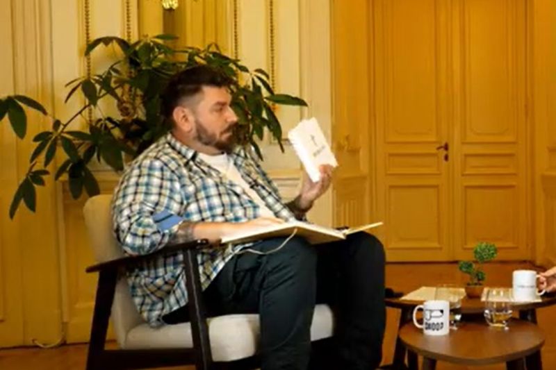 VIDEO Cum a scos Micutzu Biblia într-o discuție legată de Călin Georgescu și pensiile speciale