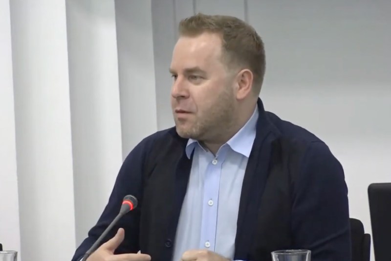 Judecătorul care a respins arestările în dosarul Nordis și care l-a achitat pe Bănicioiu se pensionează la 48 de ani. Decrete de pensionare semnate pentru alți 21 de magistrați