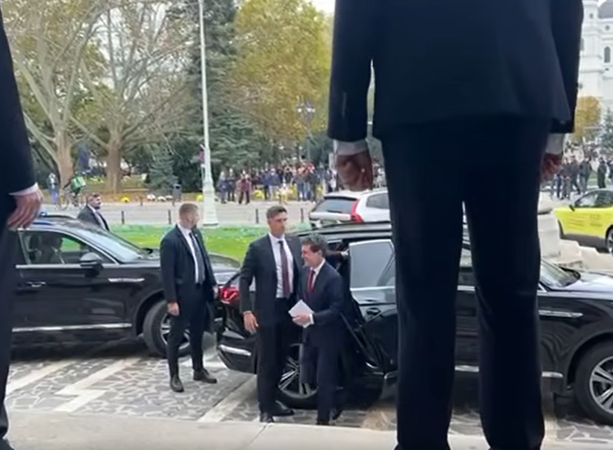 Nicușor Dan, huiduit la Iași: reacții și context
