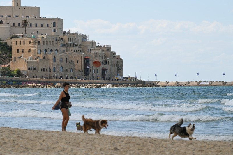 VIDEO Mesajul uriaș scris pe plajă cu care este întâmpinat Donald Trump în Israel